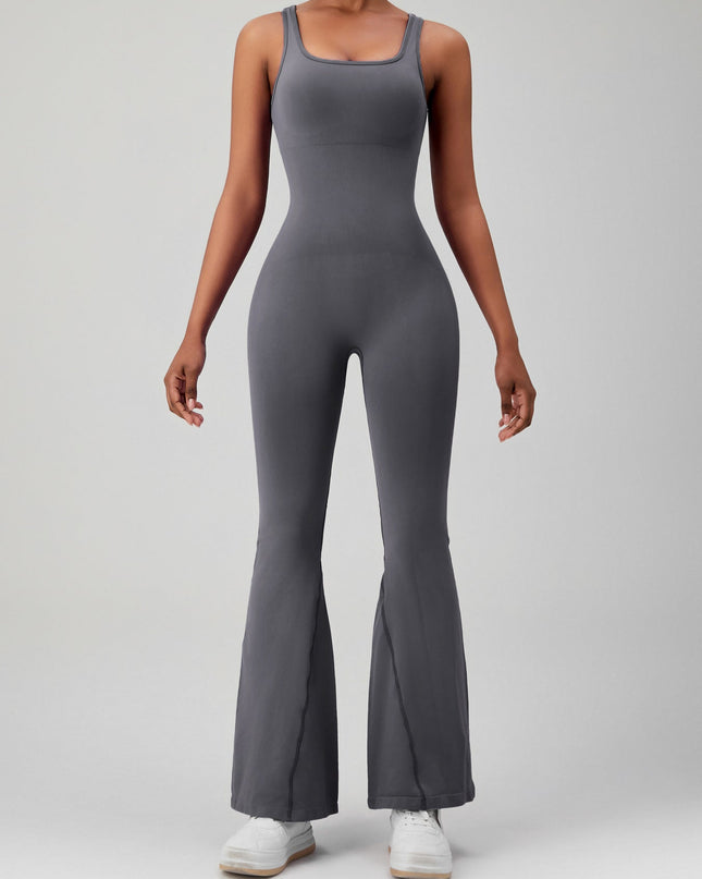 ZASUWA Female Backless Scrunch Bum Flare Jumpsuit