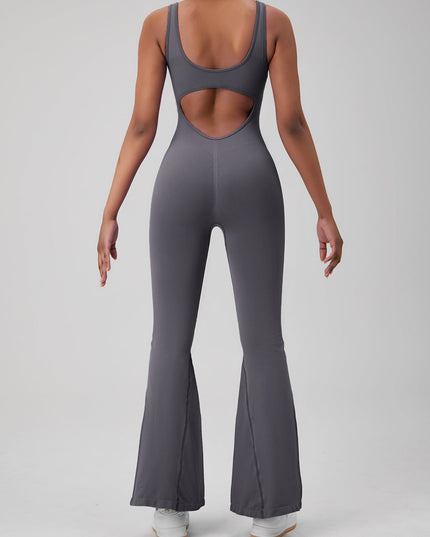 ZASUWA Female Backless Scrunch Bum Flare Jumpsuit