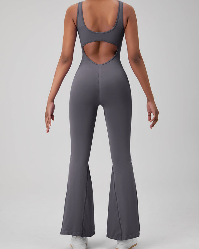 ZASUWA Female Backless Scrunch Bum Flare Jumpsuit