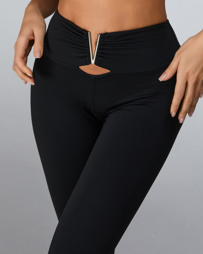 ZASUWA Female Cutout V Shape Metal Sports Bras