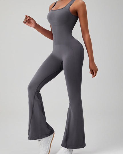 ZASUWA Female Backless Scrunch Bum Flare Jumpsuit