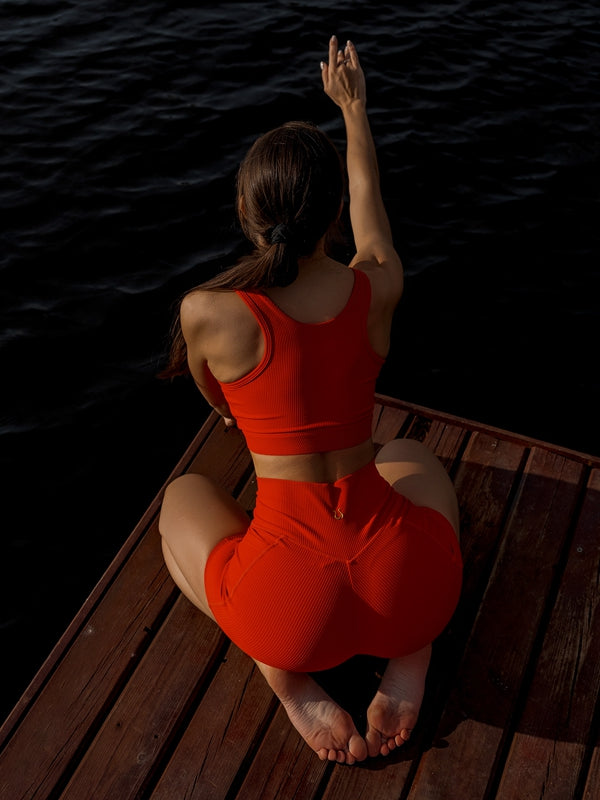 ZASUWA Female Pocket Ribbed V-shape Waist Button Short Tracksuits X ANECHKAANNN ⭐