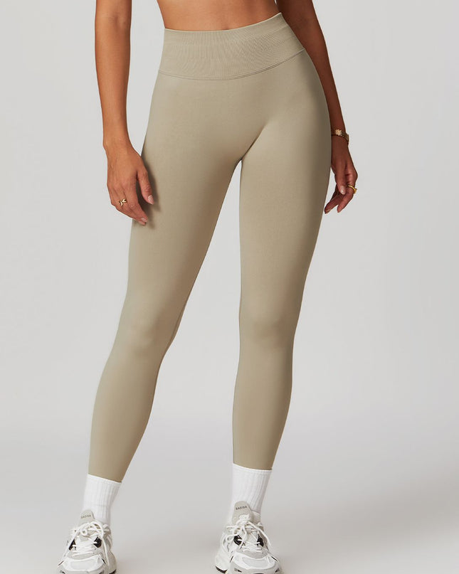 ZASUWA Female Seamless Scrunch Bum High-waisted Booty Leggings