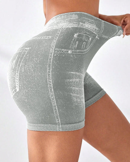 ZASUWA Female Deep V Back Denim Scrunch Bum Shorts