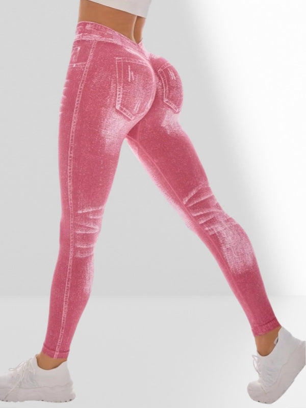 ZASUWA Female Deep V Back Denim Scrunch Bum Shorts