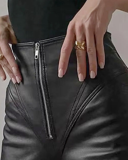 ZASUWA Female Faux Leather Zipper Pocket Leggings