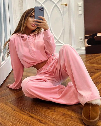 ZASUWA Female Velvet Zipper Pocket Hooded Casual Cropped Tracksuit