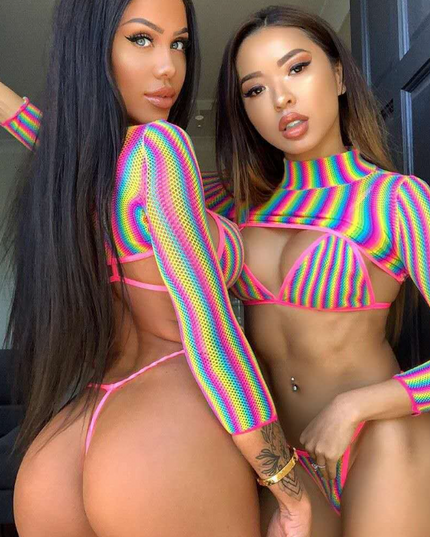 ZASUWA Female Rainbow Strip Sunscreen Bikini 3-piece Set