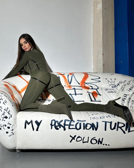 ❤ZASUWA Female Push-up Zipper Peach Booty Jumpsuit