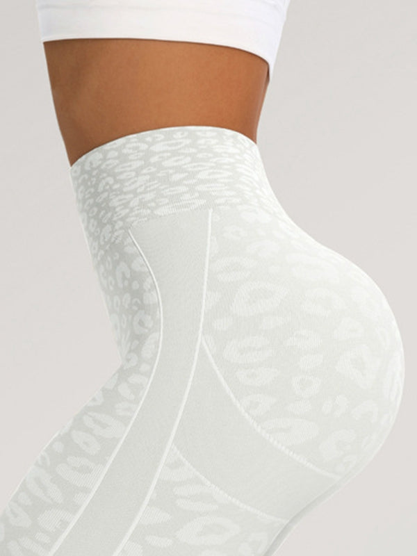 ZASUWA Female Seamless Leopard Print Hot Booty Leggings